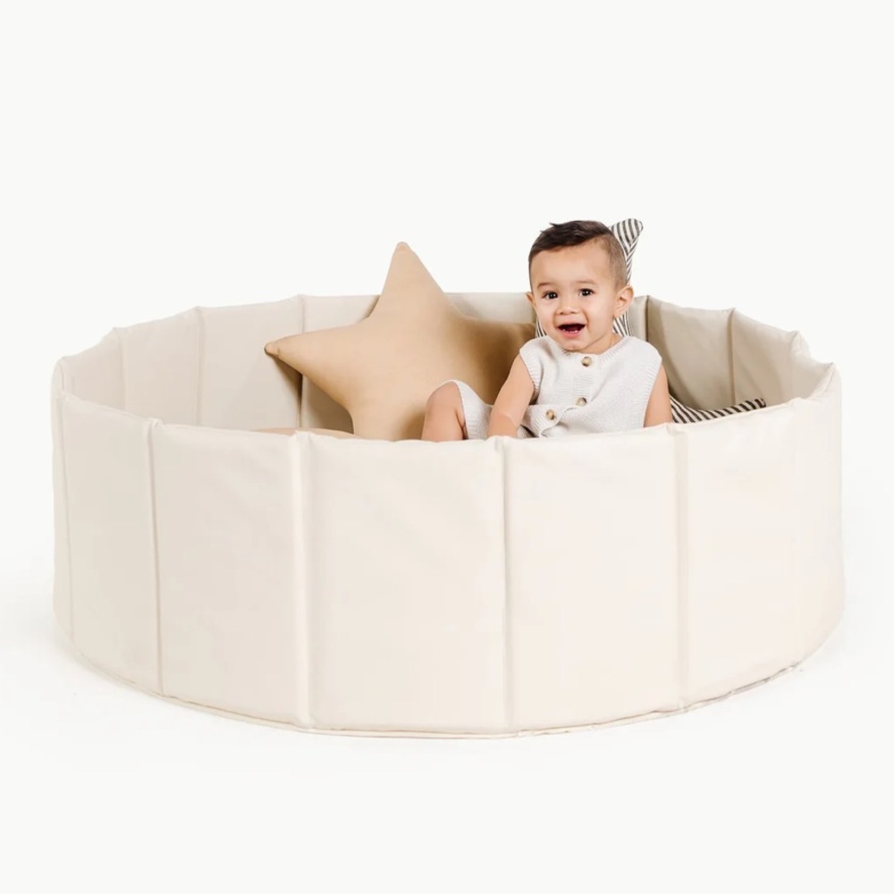 Gathre Ball Pit in Ivory